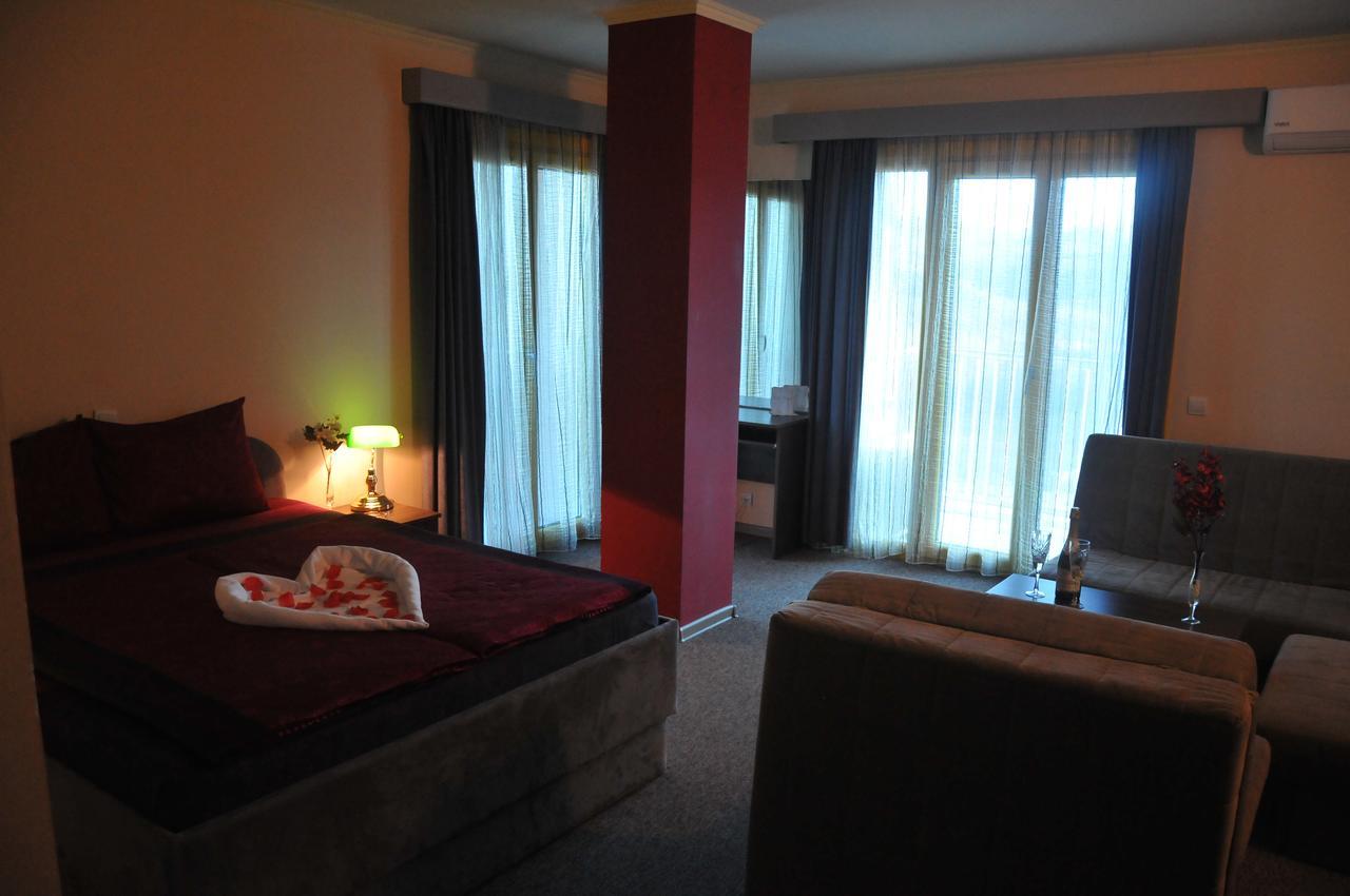 Hotel Vidikovac Ni Exteriér fotografie