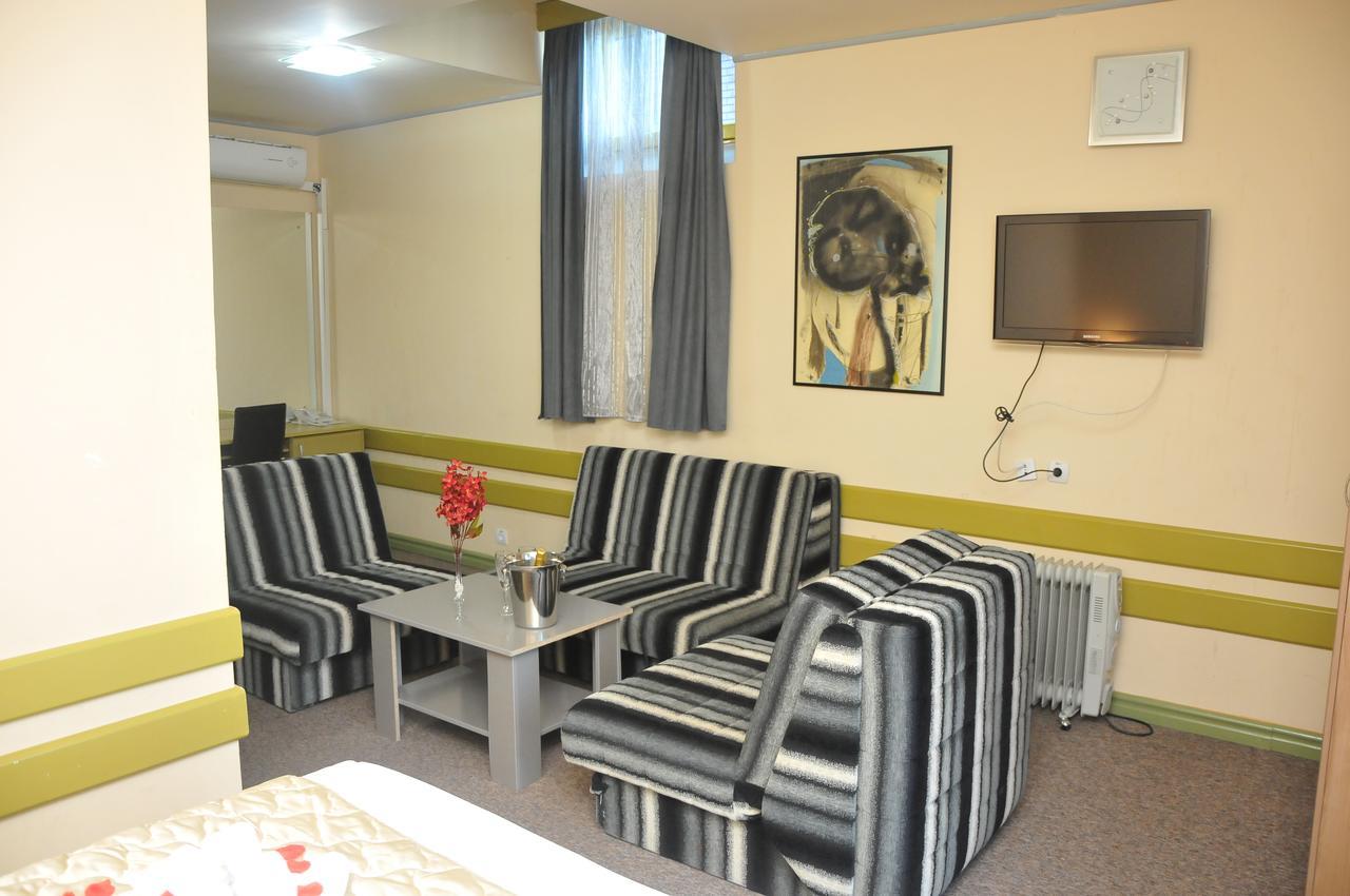 Hotel Vidikovac Ni Exteriér fotografie
